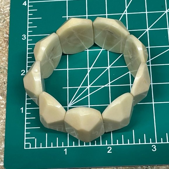 TROPICAL TAGUA NUTS "VEGETABLE IVORY" NATURAL COLOR STRETCH PANEL BRACELET NICE! - Picture 4 of 8